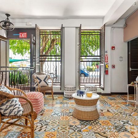 Rincon Plaza Hotel Екстер'єр фото