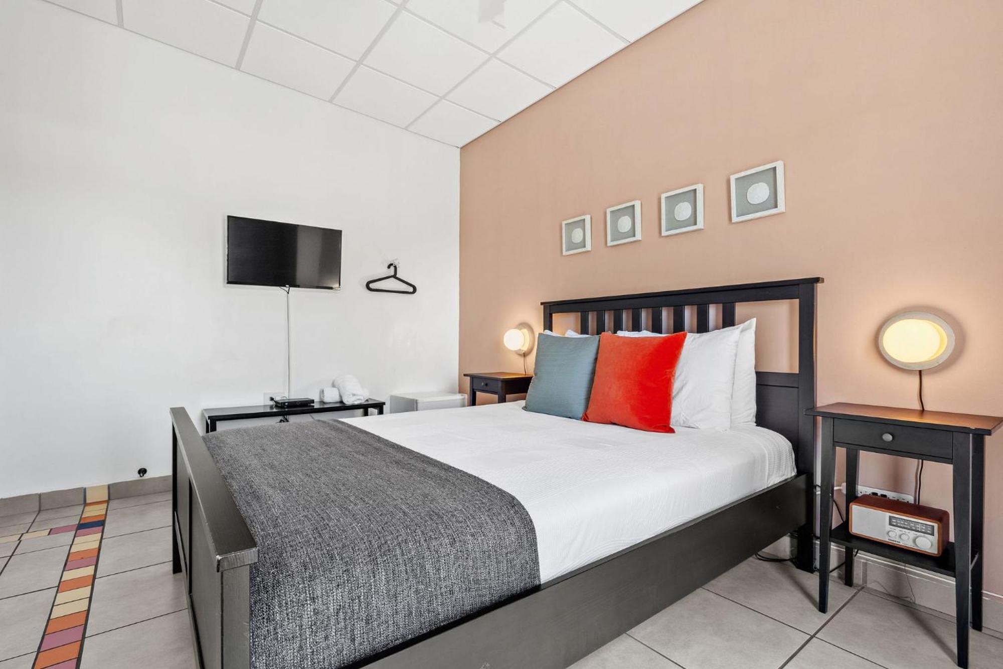 Rincon Plaza Hotel Екстер'єр фото